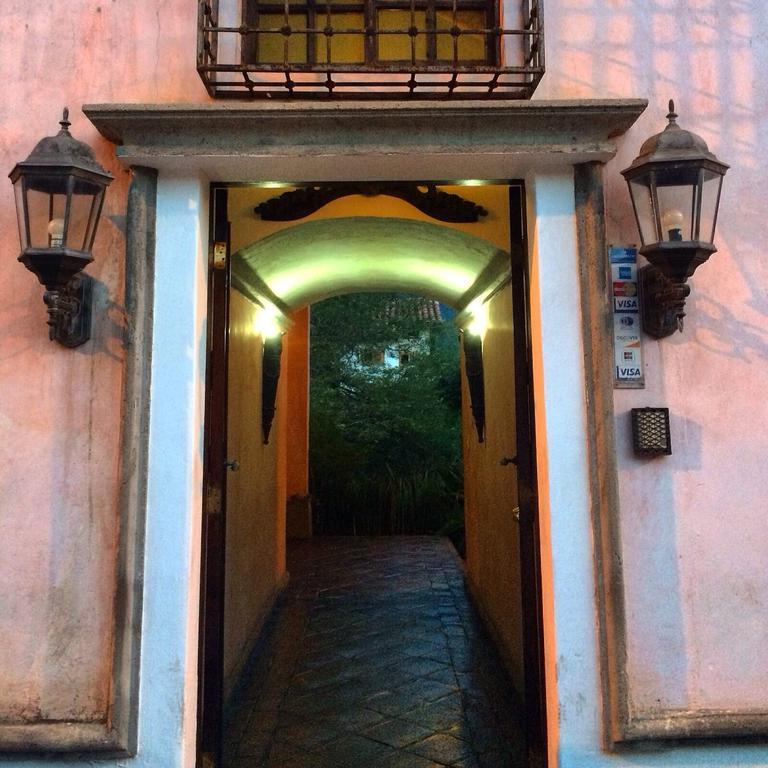 La Casa Rosada Bed & Breakfast Copan Ruinas Exterior photo